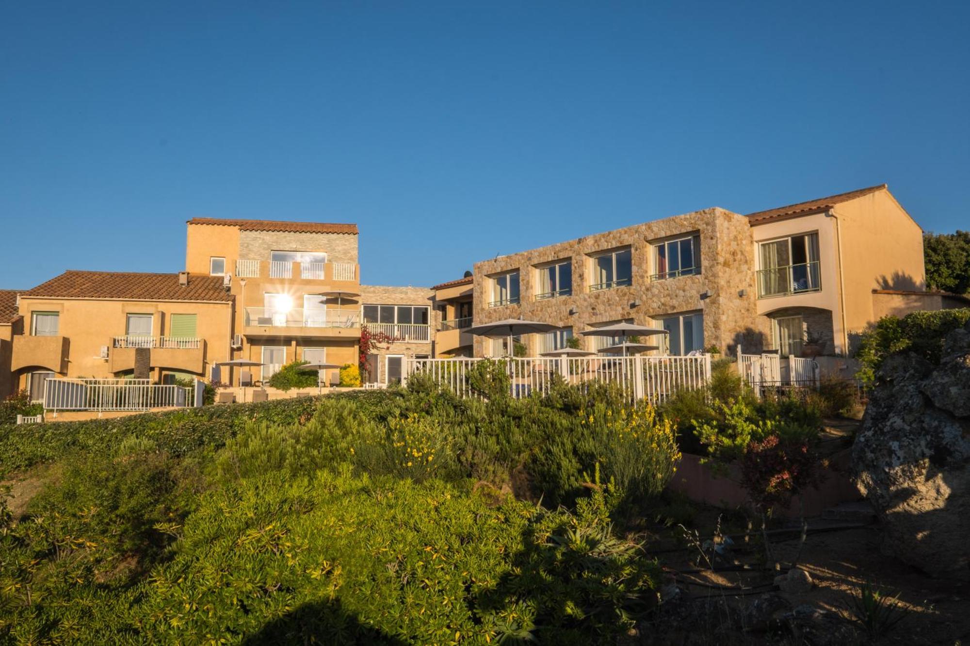 Hotel Funtana Marina LʼÎle-Rousse 외부 사진