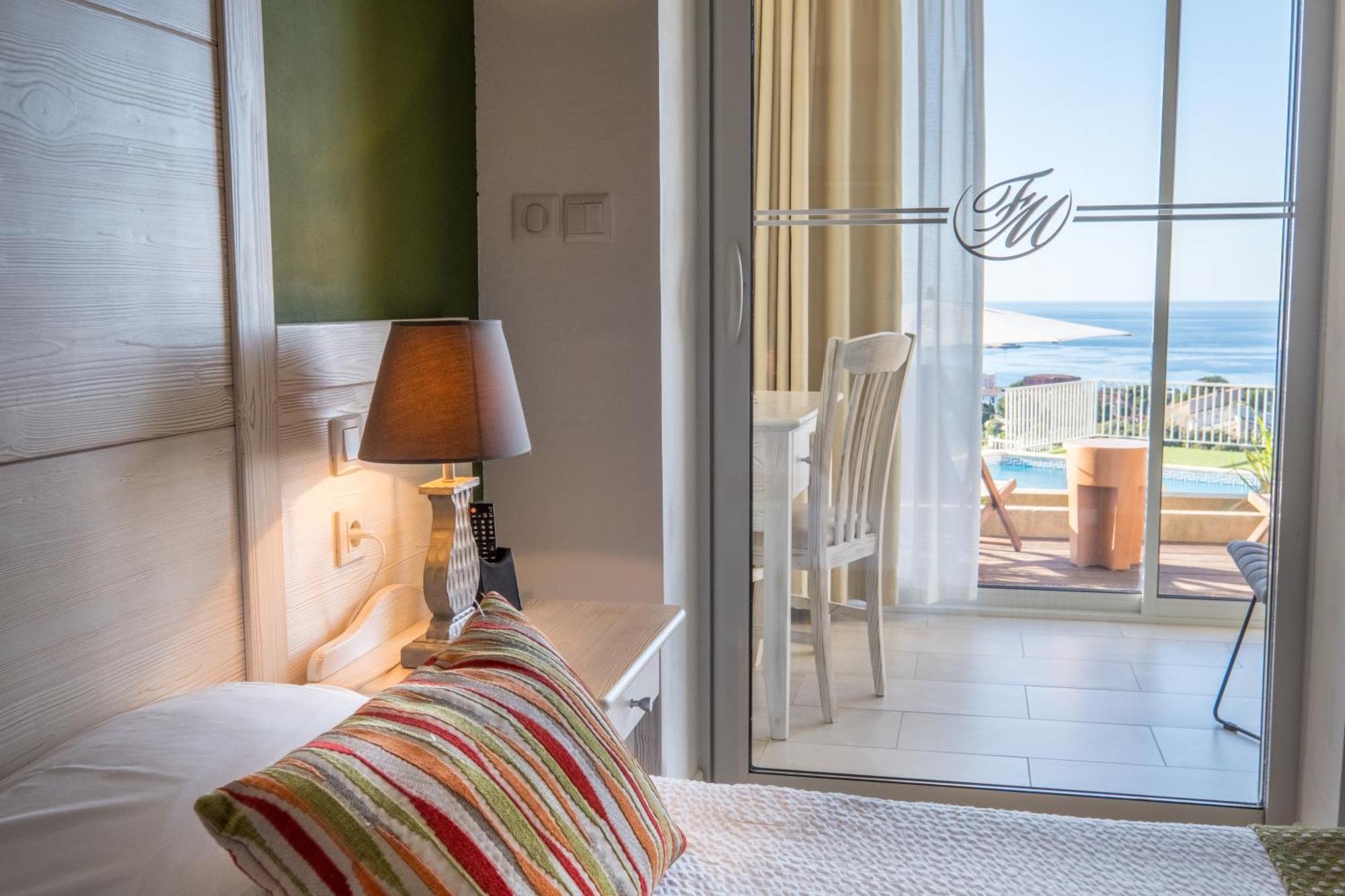Hotel Funtana Marina LʼÎle-Rousse 외부 사진